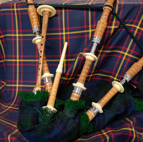 An informative Guide of Scottish Bagpipe Practice Chanters – Fashion ...