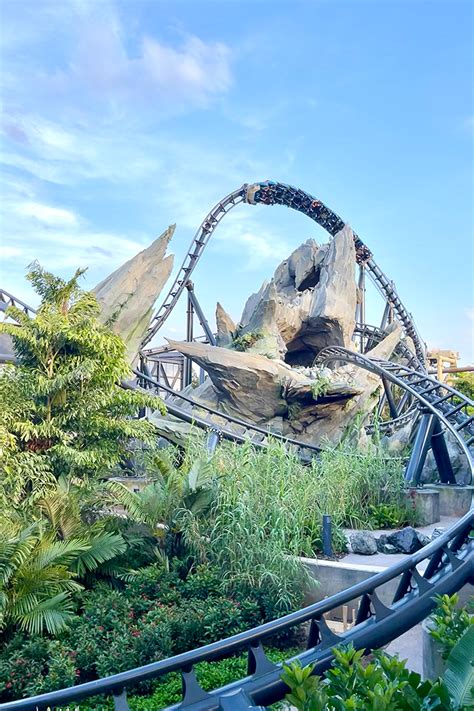 Jurassic World VelociCoaster Facts & Findings — Wishes Family Travel