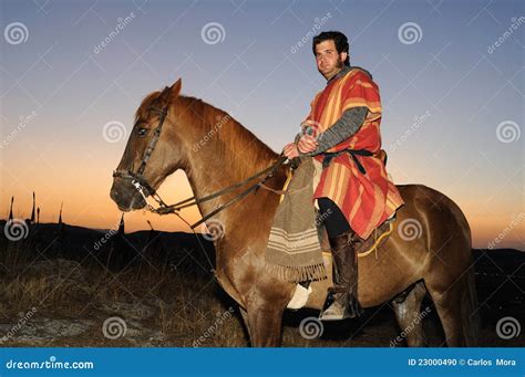 Festival Medieval of Consuegra Editorial Image - Image of anochecer, fiesta: 23000490