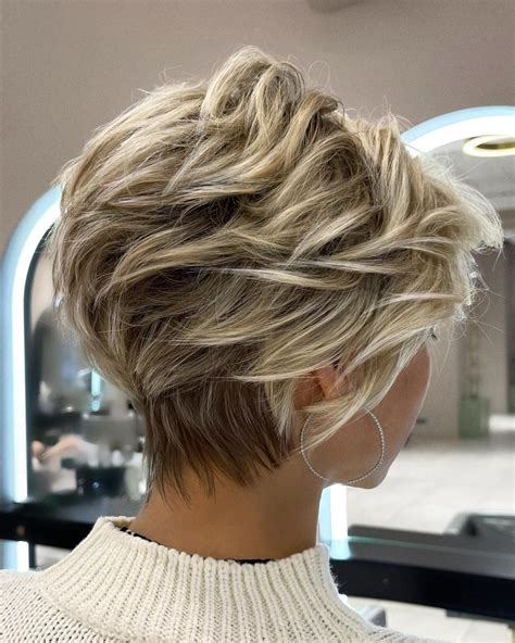 40 Trendy Short Pixie Haircuts & Hairstyles for 2025 - Hairstyles Weekly