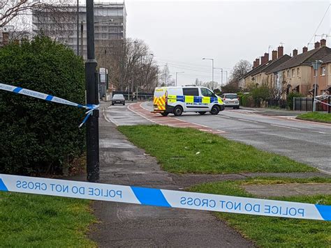 Hartcliffe streets remain sealed off hours after 'gunshots' - Bristol Live