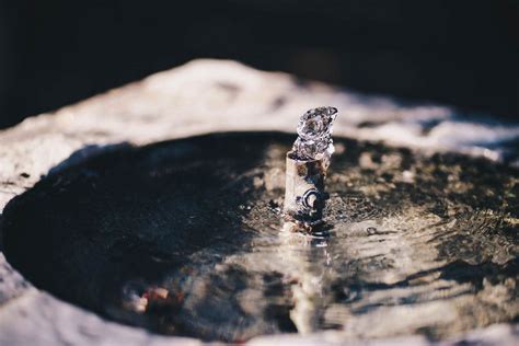 Small water fountain, close up - Bilder und Fotos (Creative Commons 2.0)