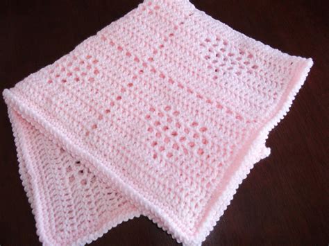 .Linda's Crafty Corner: Tiny Hearts Preemie Blanket and Booties