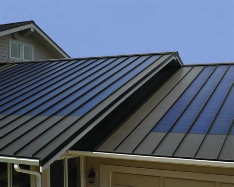 mid century modern metal roof - Google Search | Standing seam metal roof, Solar panels, Roofing