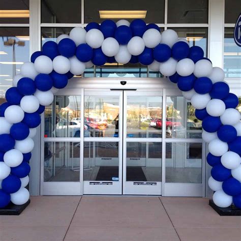 Spiral/Packed Balloon Arch - Nationwide Balloons