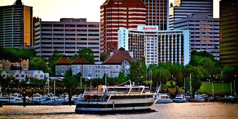 Marriott Portland Downtown Waterfront | Travelzoo