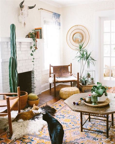 10 Beautiful Boho Chic Interiors | Home decor trends, Bohemian style ...