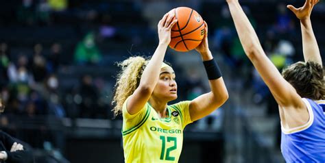 Oregon Ducks Women's Basketball Guard Te-Hina Paopao Commits to South ...