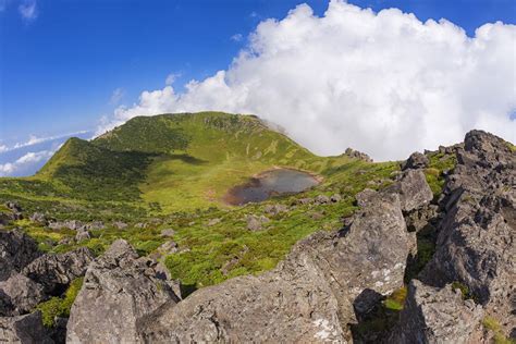 Jeju Island in Korea Looks Like a Mystical Tropical Island