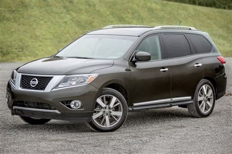 2016 Nissan Pathfinder Review & Ratings | Edmunds