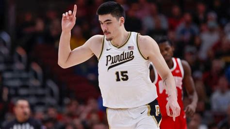 Purdue's Zach Edey opts to withdraw from NBA draft | NBA.com