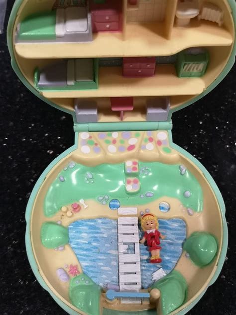 Vintage Polly Pocket Beach House,Bluebird 1989, Hobbies & Toys ...