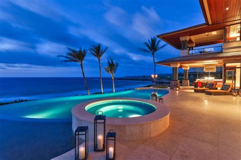 Maui beachside mansion | Hawaii beaches, Waterfront homes, Beach retreat