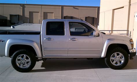 2010 Chevrolet Colorado - Information and photos - MOMENTcar