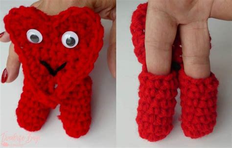 Crochet Heart Finger Puppet - Traversebaycrochet.com