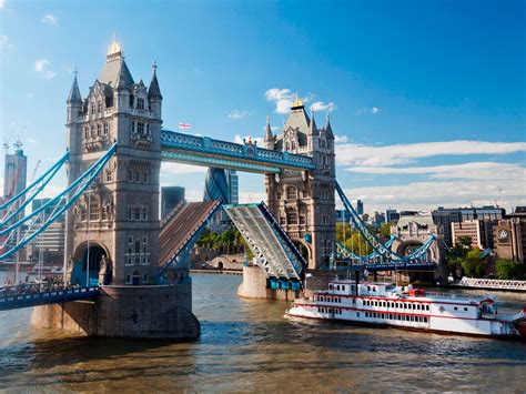 Flipboard: Ever wanted to open Tower Bridge? Here’s your chance!