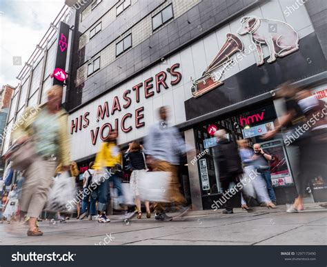 66 Hmv Oxford Street Images, Stock Photos & Vectors | Shutterstock