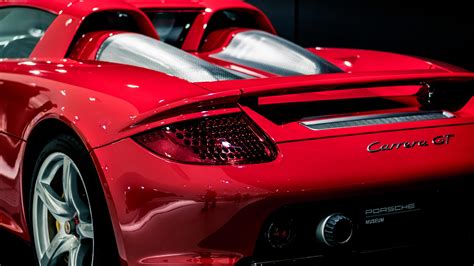 Porsche Carrera GT in Red (3840x2160) : r/WQHD_Wallpaper