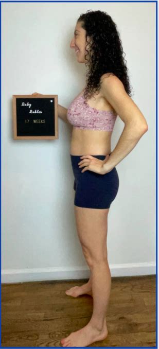 My 17 Week Pregnant Belly: Bump Update (With Pictures) - Postpartum Trainer, MD