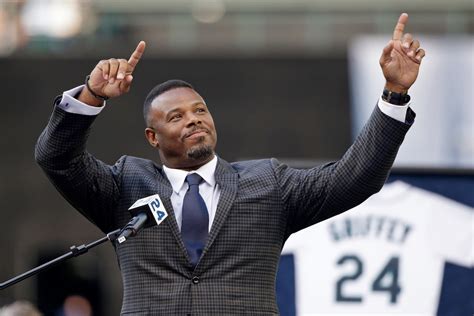 Ken Griffey Jr. Net Worth: How Rich is ‘The Kid’ Today? + MLB Career ...