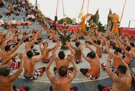 Traveler Harus Tahu, Ini 9 Tarian Tradisional Bali Beserta Maknanya : Okezone Travel