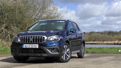 Suzuki SX4 S-Cross Review - Changing Lanes