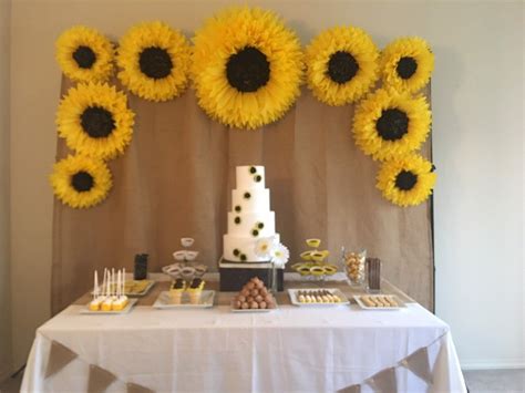 Sunflower Backdrop Ideas - SUNFLOWER