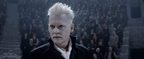 Johnny Depp in Fantastic Beasts: The Crimes of Grindelwald (2018) | Bestas fantásticas, Filmes ...