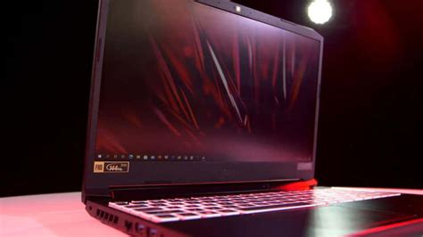 Review ASUS ROG Strix G15 Indonesia, Laptop Gaming Tanpa Kompromi? | GwiGwi