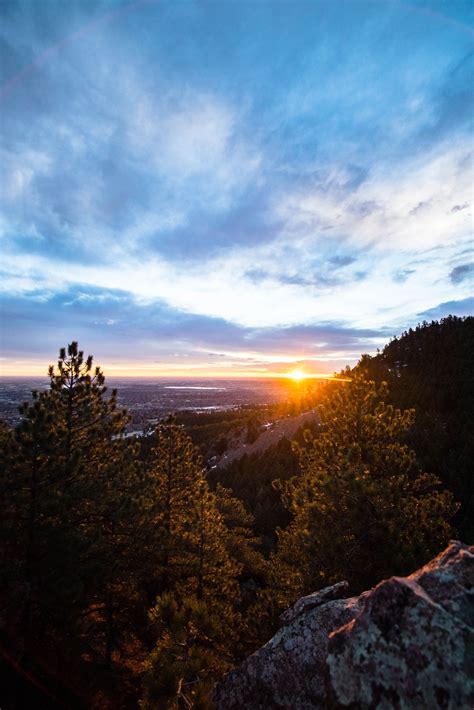 Sunrise From Flagstaff Mountain Boulder, CO [OC] [3899 × 5848] • /r/EarthPorn | Flagstaff ...