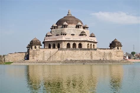 Sher Shah Suri Tomb – Guide: Best Places to Visit