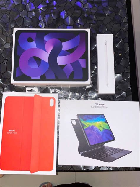 [SET] iPad Air (5th Gen) ++, Mobile Phones & Gadgets, Tablets, iPad on Carousell