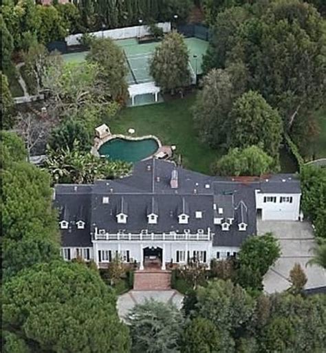 Tommy Lee Jones puts Florida ranch on the market - TODAY.com