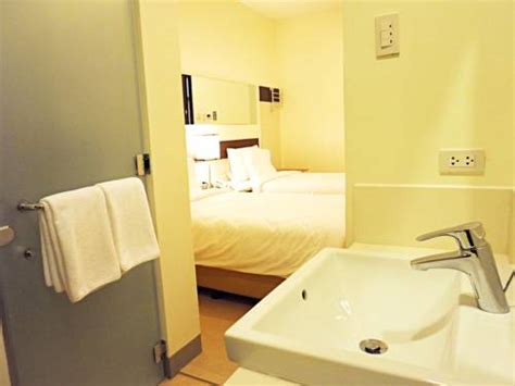 Go Hotels Ortigas Center | Special Deals and Offers Book Now!