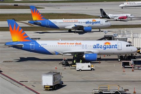 Allegiant Air Baggage Fees & Policy [2024 Update]