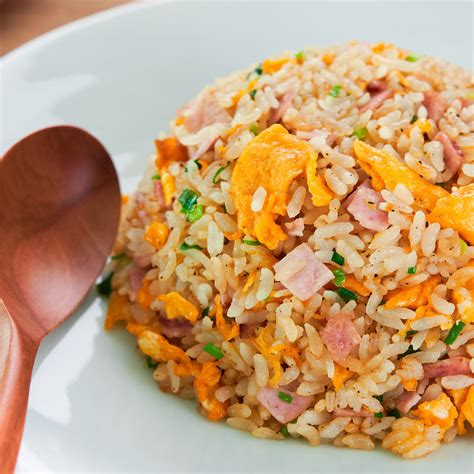 Japanese Fried Rice Recipe (焼き飯 - Yakimeshi)