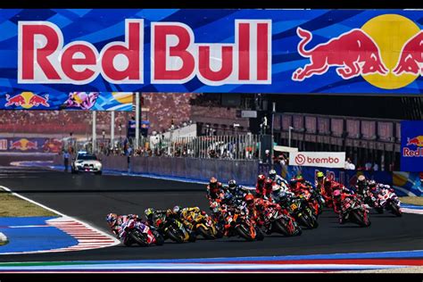 A global tour of iconic MotoGP circuits - Motorsport Week