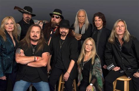 10 Best Lynyrd Skynyrd Songs of All Time - Singersroom.com