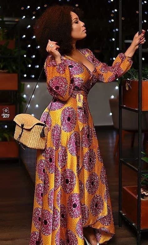 Idées de looks avec l’imprimé wax en soie | African fashion, African dresses modern, Latest ...