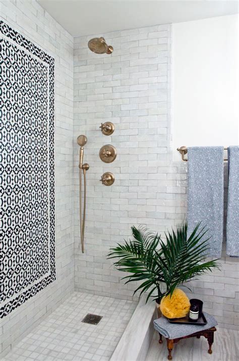 Moroccan Tile Bathroom Trend 14+ Fancy Moroccan Inspired Master Bath ...