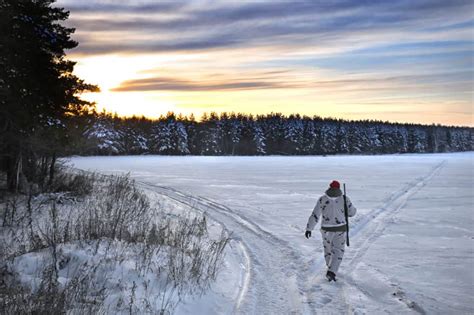 Hunting In The Snow - The Key To A Successful Winter Hunt - The Hunting Jack