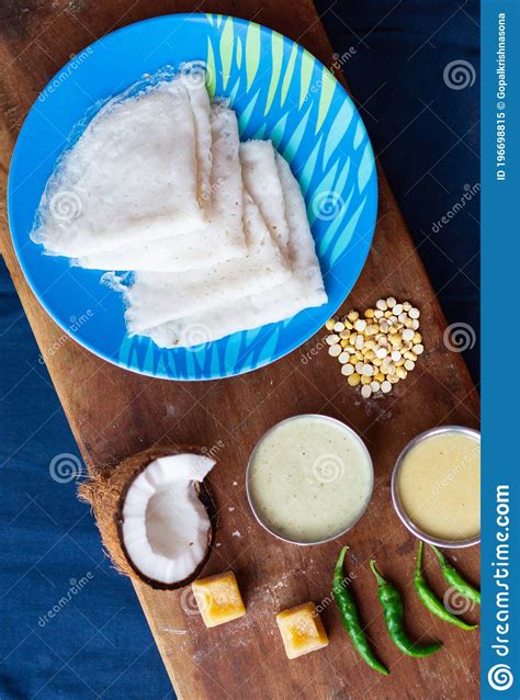 Neer Dosa and Coconut Chutney Stock Image - Image of dishes, dosa ...