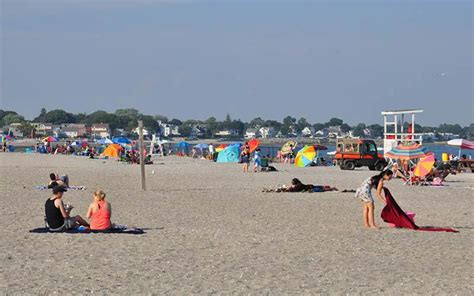 8 Best Beaches in Milford, CT - Connecticut Entertainer