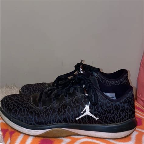 Jordan | Shoes | Womens Black Jordan Tennis Shoes | Poshmark