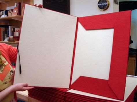 Portfolio Production | Art portfolio case, Art portfolio, Bookbinding