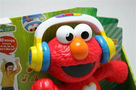 Sesame Street Let's Dance Elmo 12-inch Elmo Toy that Sings and Dances ...