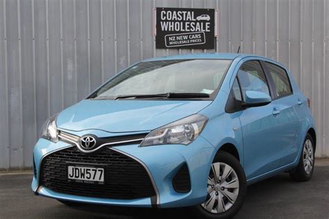 Toyota Yaris YR 2015 NZ New