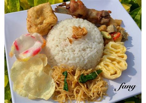 Recipe: Appetizing Nasi Uduk