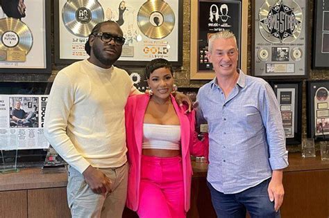 Ishawna Signs First International Record Deal - CNW Network