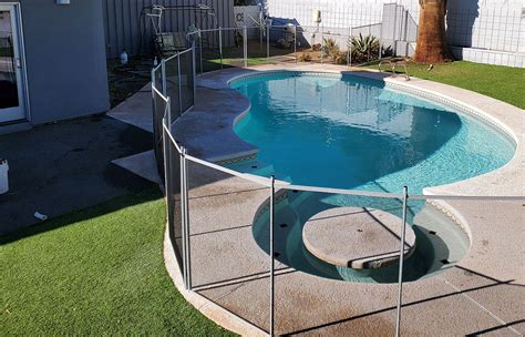 Removable Pool Fence Around The Pool - Guardian Pool Fence